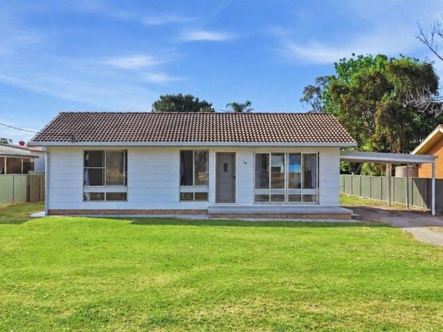 Updated Home on a Generous 1,012m² Block