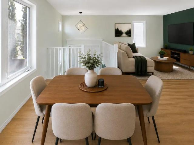 Updated Pet Friendly 3 Bed / 2 Bath Bilevel Townhouse in Olds