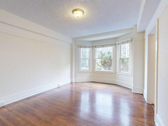 Updated & Quiet Tenderloin Studio with Gas Kitchen | Pet Friendly