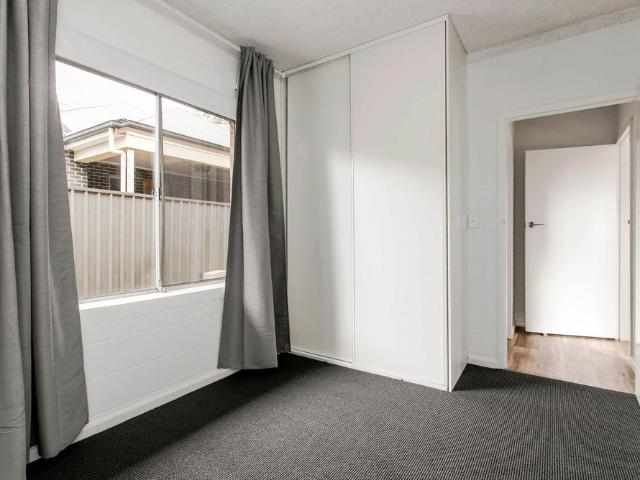 Updated & Secure Ground Floor 2 Bedroom Unit