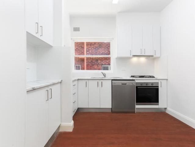 Updated Two Bedroom Apartment in a Prime Bondi Junction Location