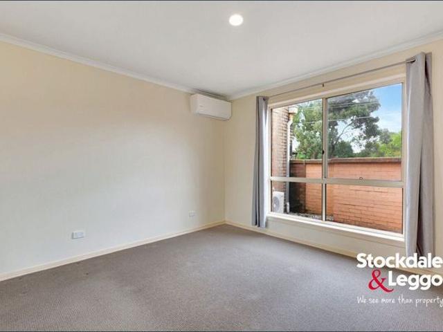 Updated Two Bedroom Unit in Prime Location!