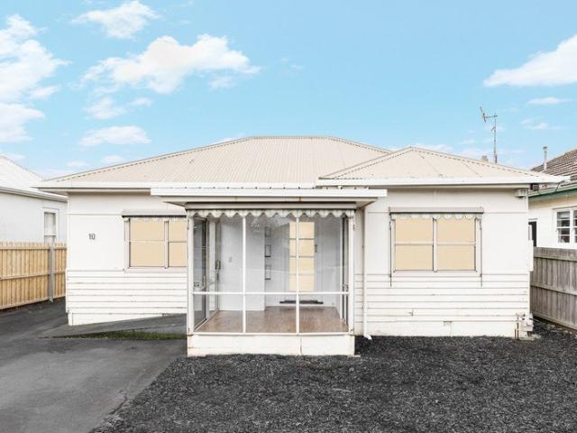 Updated Three Bedroom Home Close to the CBD