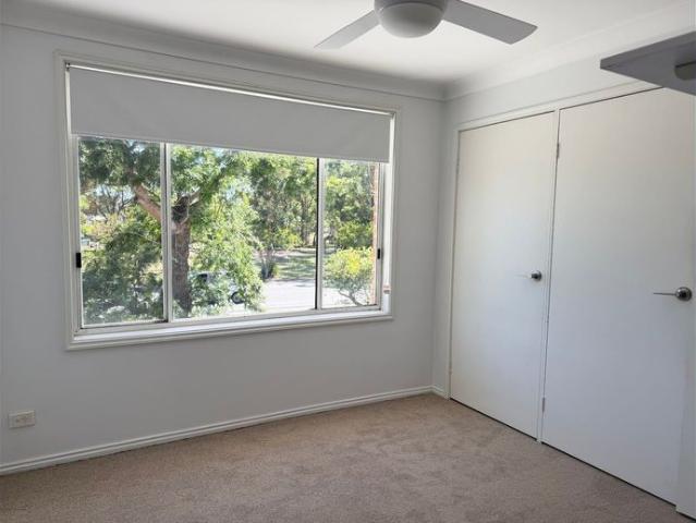 Updated Townhouse in Excellent Location