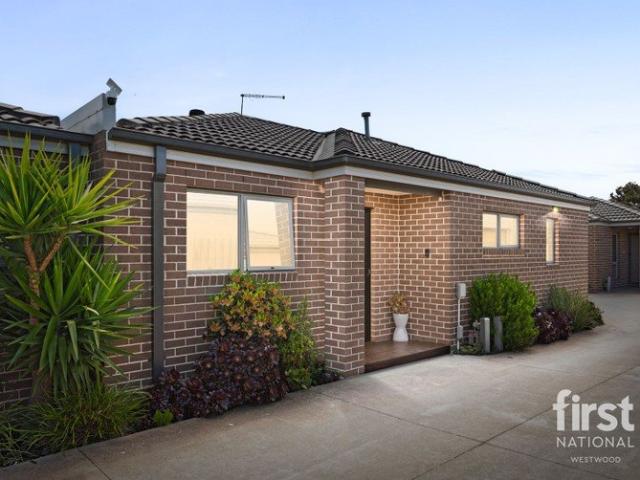 Updated Unit in Central Tarneit