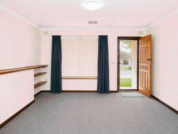 Updated unit in great location!