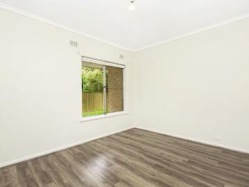 Updated Unit in Small Group of Four Convenient Location
