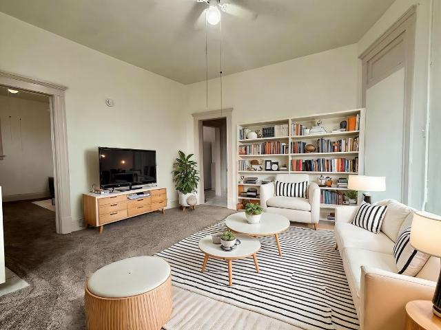 1 Bedroom with Eat In Kitchen, Mini Split A/C & Washer/Dryer Included – $849 Special!