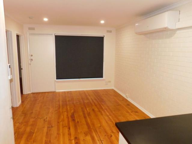 Updated 2 bedroom unit
