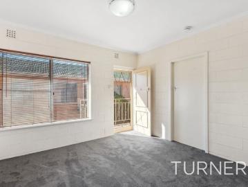 Updated 2 Bedroom Unit