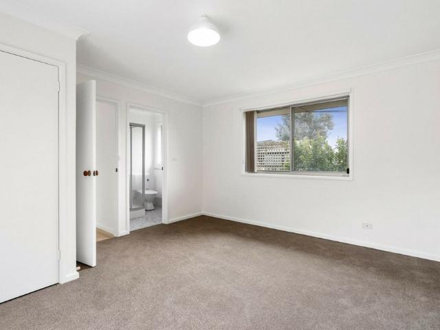 2 bedroom house tucked away in Scullin