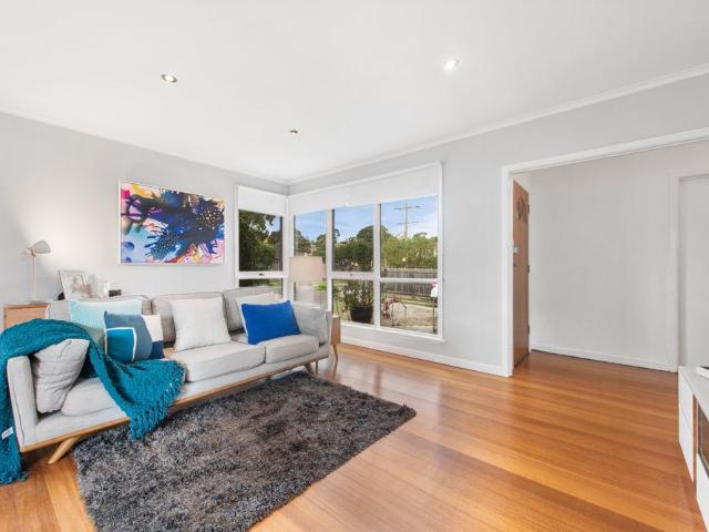 Updated 4 Bedroom Family Home Plenty of parking