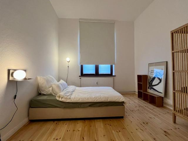 Updated 4 room apartment at Lindener Marktplatz, Hannover Amsterdam Apartments for Rent