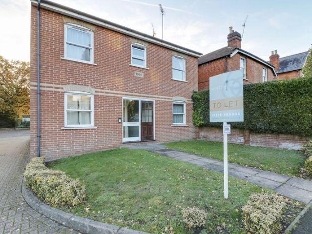 Updown Hill, Windlesham GU20 1 bed apartment to rent £1,000 pcm £231 pw