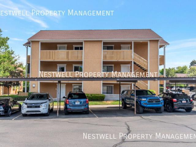 $500 off 1st Month's Rent Upgraded Top Floor Condo in Midvale