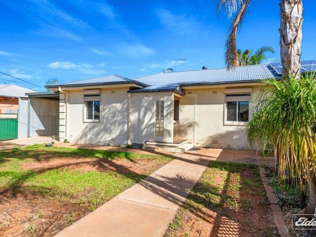 UPGRADED DUPLEX WITH STRONG TENANT APPEAL
