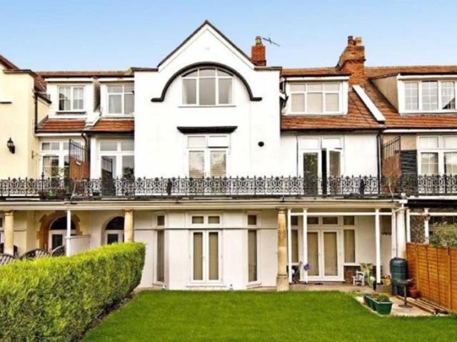 Uphill Road North BS23, 2 bed flat to rent, £850 pcm | PrimeLocation