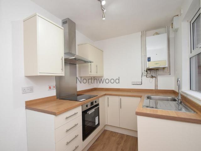 Upland Road, Ipswich, IP4 2 bed terraced house to rent £1,100 pcm £254 pw