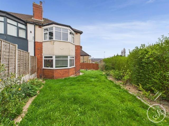 Upland Road, Leeds 3 bed semi detached house to rent £1,275 pcm £294 pw