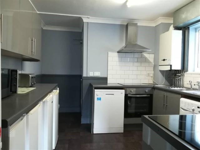 Uplands Crescent, Uplands, Swansea 6 bed flat to rent £2,340 pcm £540 pw