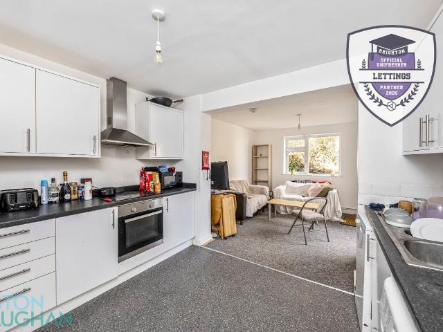 Uplands Road, Brighton BN1, Studio to rent, £3,000 pcm | PrimeLocation