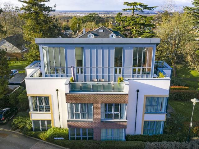 Uplands Road, Guildford GU1, 2 bed flat to rent, £2,900 pcm | PrimeLocation