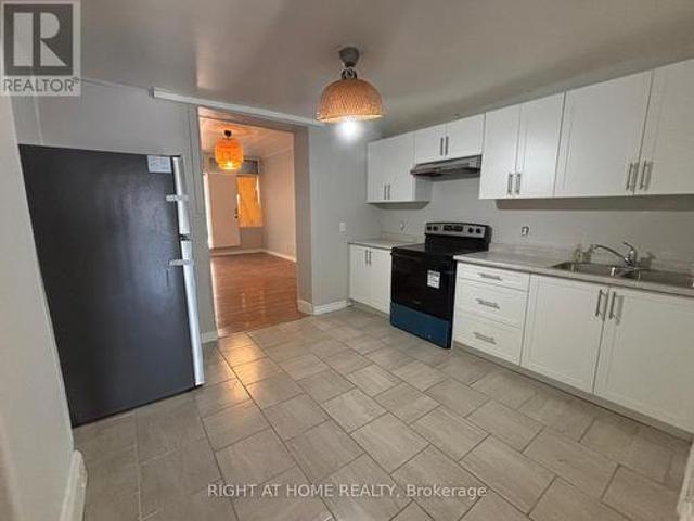 Upper 505 Oakwood Avenue, Toronto, ON, M6E 2W9 house for lease | Listing ID C13805 | Royal LePage