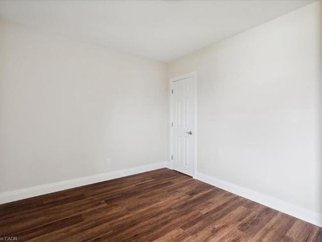 Upper 79 Canterbury Avenue, Stoney Creek
