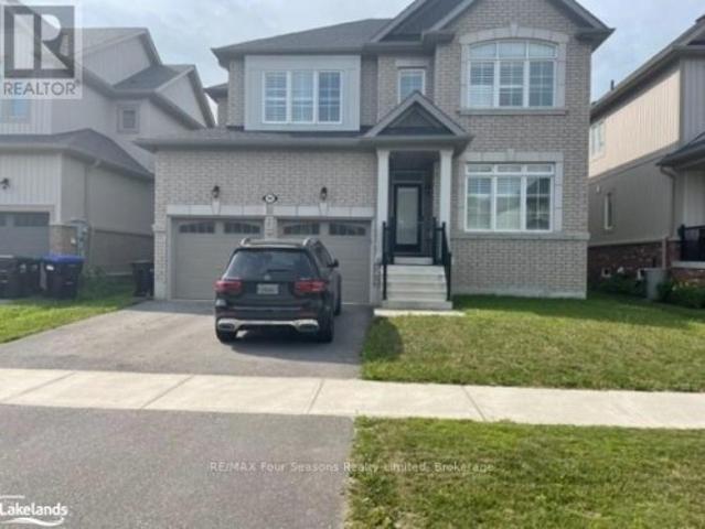 Upper 90 Kirby Avenue, Collingwood, ON, L9Y 5H5 house for lease | Listing ID S13761 | Royal LePage