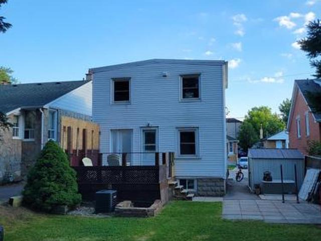 Upper 13 Pinegrove Avenue, Toronto, ON, M1N 2G3 house for lease | Listing ID E13780 | Royal LePage