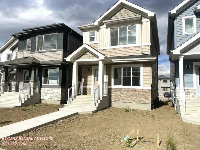 UPPER 1052 14 Avenue Northwest — Detached House