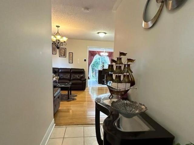 Upper 22 Waterdale Road, Brampton