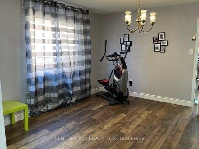 Upper 25 Kentucky Drive, Brampton