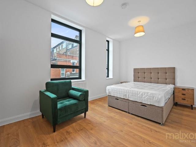 Upper Tooting Road SW17, 1 bed flat to rent, £1,900 pcm | PrimeLocation