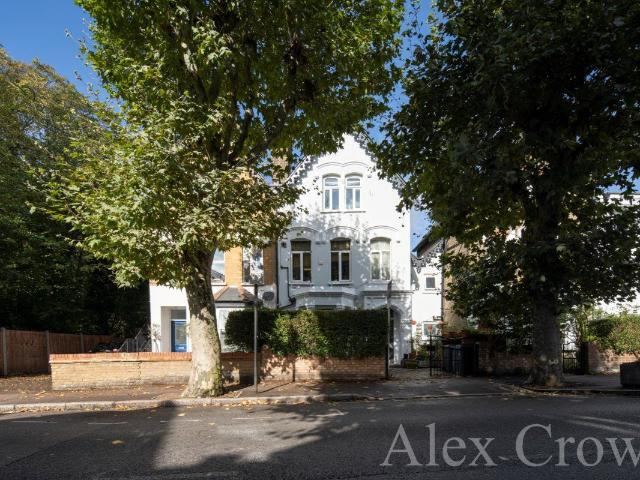 Upper Tollington Park, Finsbury Park N4, 1 bed flat to rent, £1,950 pcm | PrimeLocation