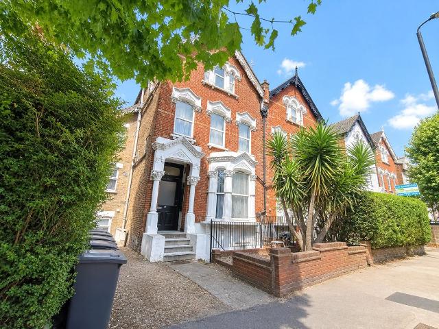 Upper Tollington Park, London N4, Studio to rent, £1,200 pcm | PrimeLocation