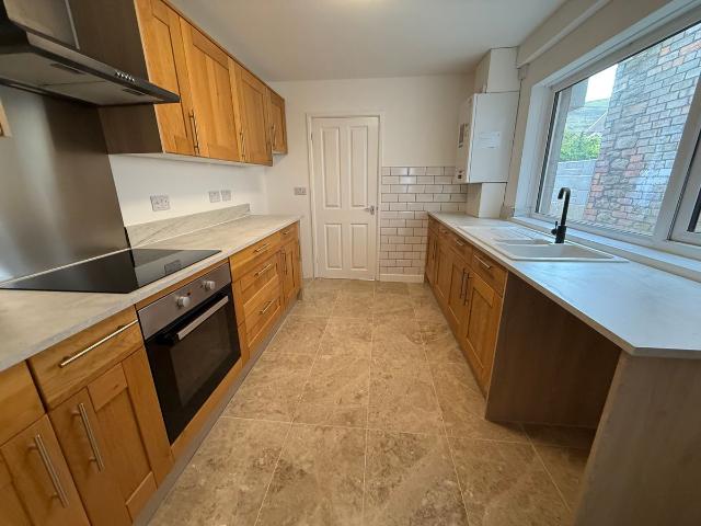 Upper West End, Port Talbot SA13, 2 bed property to rent, £850 pcm | PrimeLocation