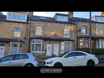 Upper Woodlands Road, Bradford BD8, 3 bed terraced house to rent, £850 pcm | PrimeLocation