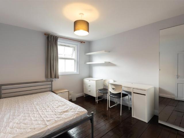 Upper Bath Street, Gloucestershire GL50 1 bed terraced house to rent £615 pcm £142 pw
