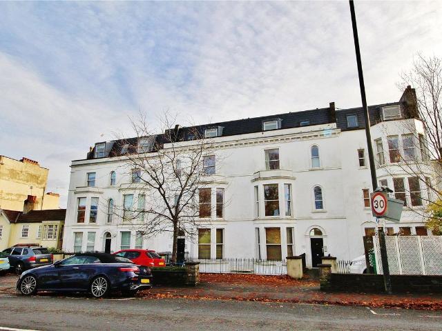 Upper Belgrave Road, Bristol BS8, 2 bed flat to rent, £2,100 pcm | PrimeLocation