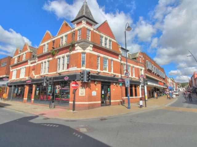 Upper Brook Street, Ipswich IP4, 1 bed flat to rent, £785 pcm | PrimeLocation