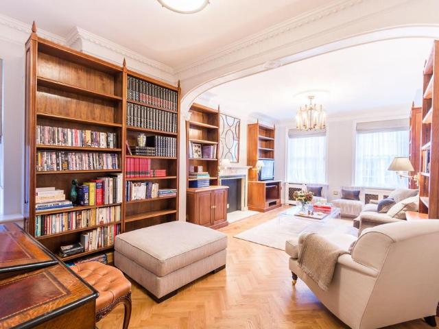 Upper Brook Street, Mayfair, London, W1K 7 bed house to rent £34,667 pcm £8,000 pw