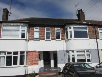 Upper Brentwood Road, Romford RM2, 2 bed terraced house to rent, £1,600 pcm | PrimeLocation
