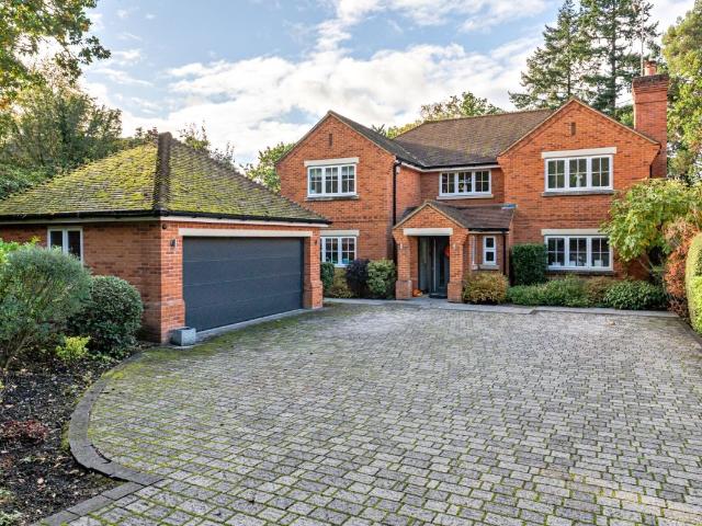 Upper Chobham Road, Camberley GU15, 5 bed detached house to rent, £4,500 pcm | PrimeLocation
