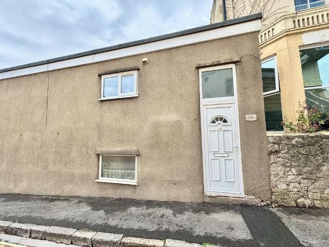Upper Church Road, Weston super Mare. 1 bed apartment to rent £750 pcm £173 pw