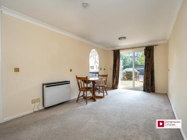 Upper Clapton, Hackney, E5 1 bed flat to rent £1,750 pcm £404 pw