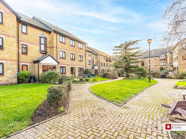 Upper Clapton, Hackney E5, 1 bed flat to rent, £1,750 pcm | PrimeLocation