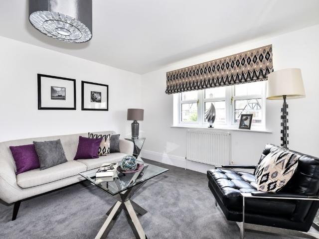 Upper Elmers End Road, Beckenham BR3, 2 bed flat to rent, £1,750 pcm | PrimeLocation