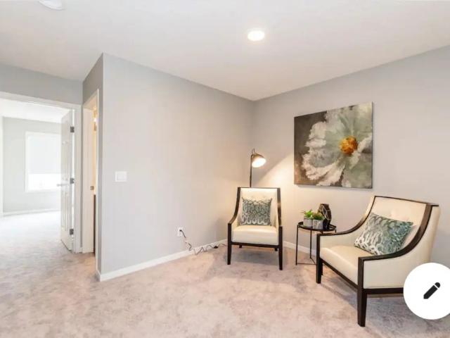 UPPER FLOORS 2044 191 ST NW RIVER’S EDGE — Upper Floor