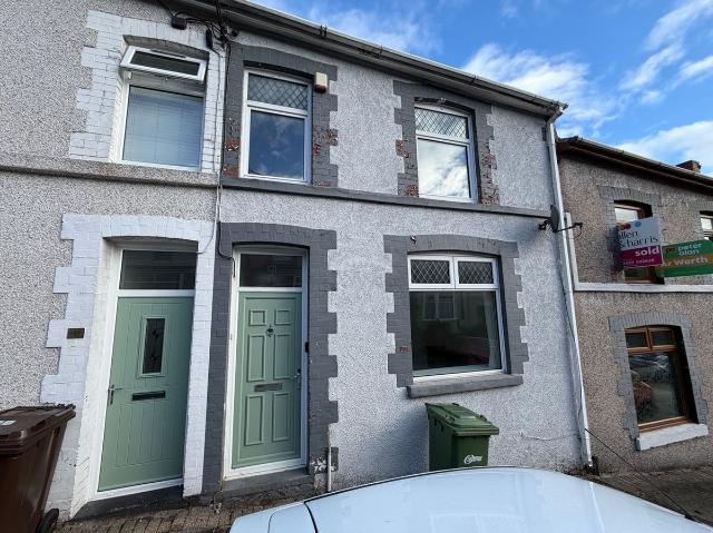 Upper Francis Street, Abertridwr CF83, 3 bed terraced house to rent, £900 pcm | PrimeLocation